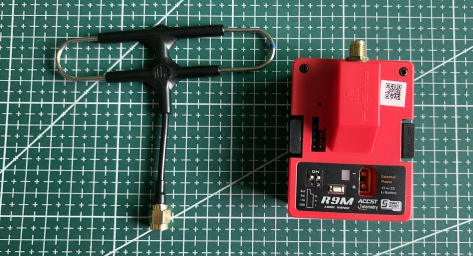 Frsky Receiver Module - Модуль передатчика сверхдальнего действия FrSky R9M